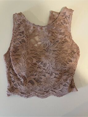 City Triangles Mauve Lace Crop Tank